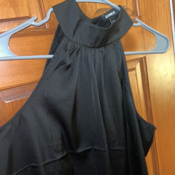 Express Halter Neck Ruched Top - Picture 4 of 6